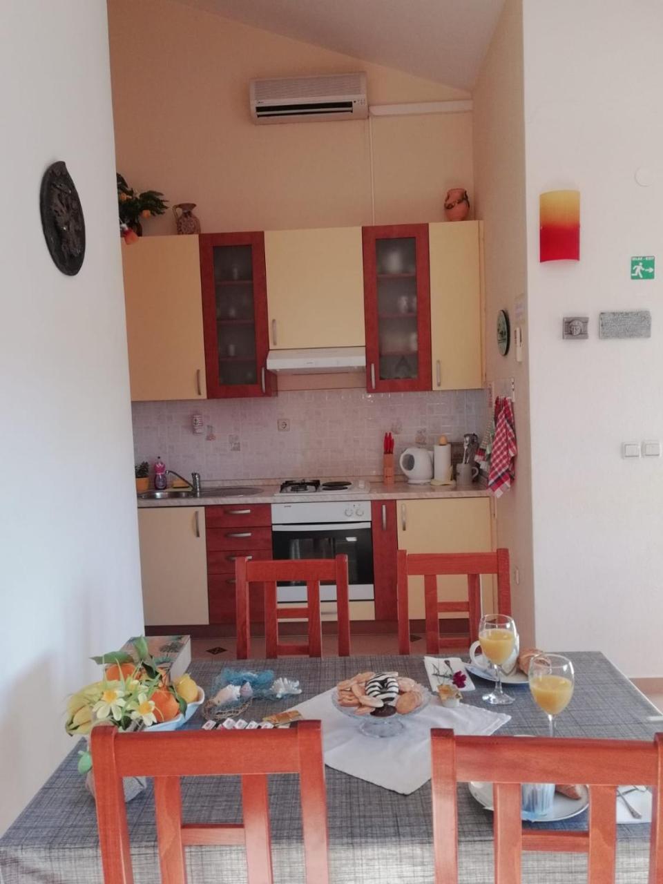 Apartment Marina Slatine Εξωτερικό φωτογραφία